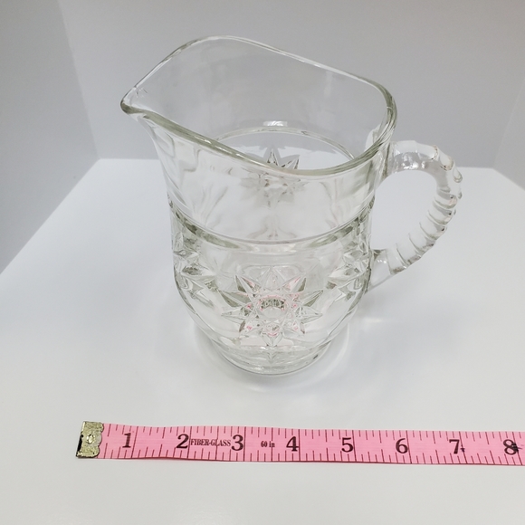 Small glass pitcher - Picture 2 of 5
